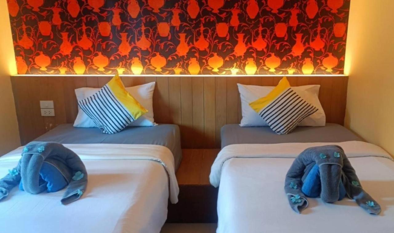 Hotel Chilli Salza Patong Exterior foto